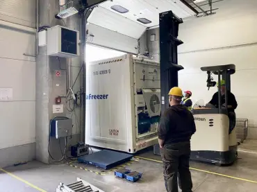Arctic Ultrafreezer Cold Storage Ultra Low Temperatures Refrigerated Containers for Hire